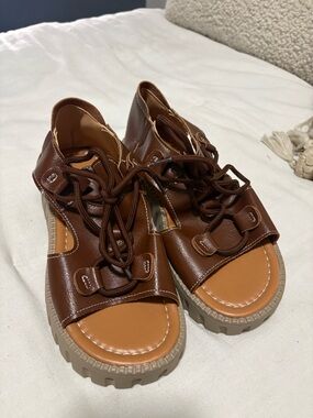 Women's Brown Lace-Up Platform Sandals